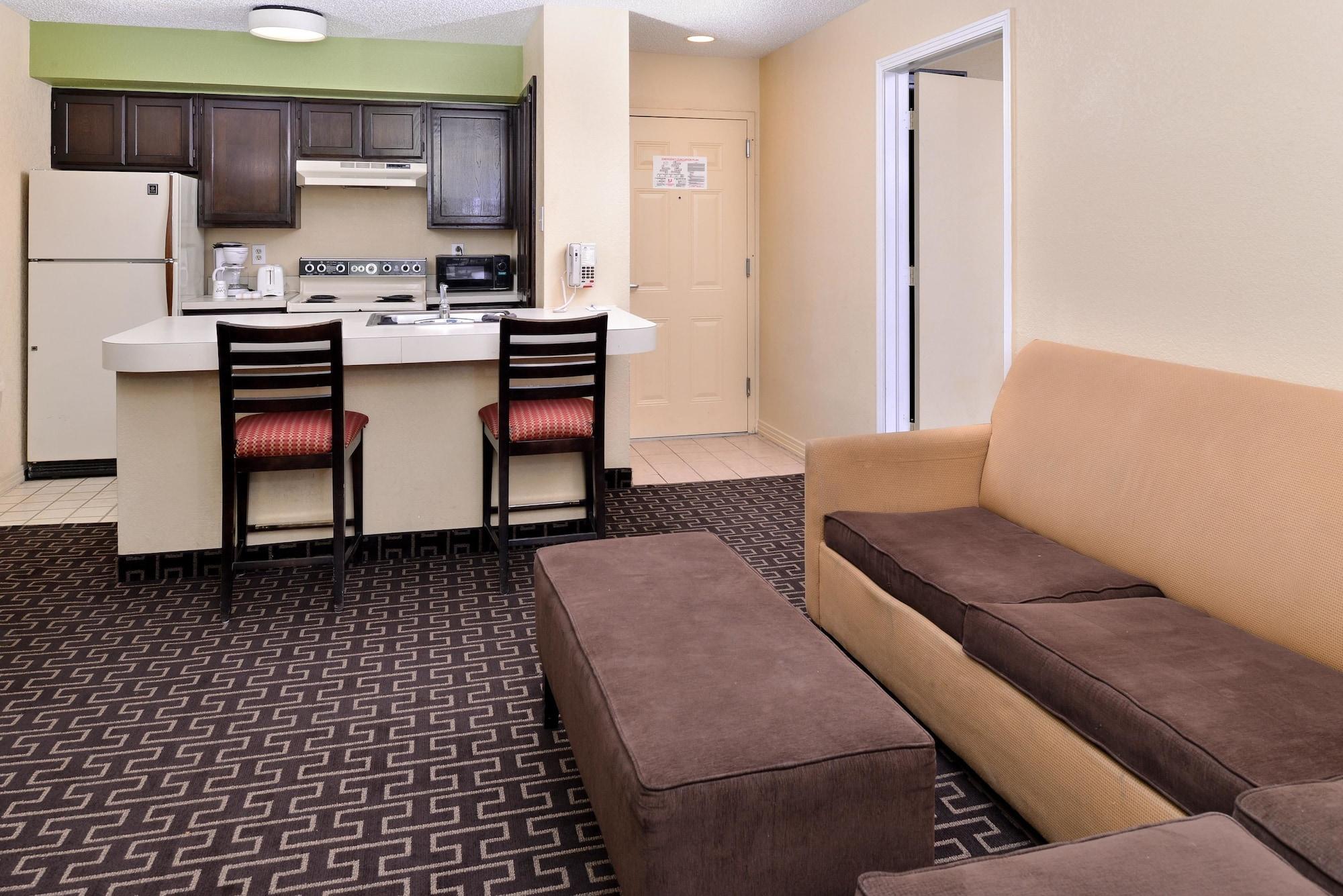 Americas Best Value Inn & Suites Extended Stay - Талса Экстерьер фото