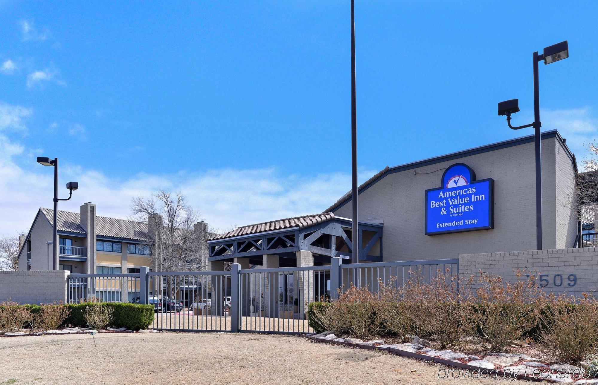 Americas Best Value Inn & Suites Extended Stay - Талса Экстерьер фото