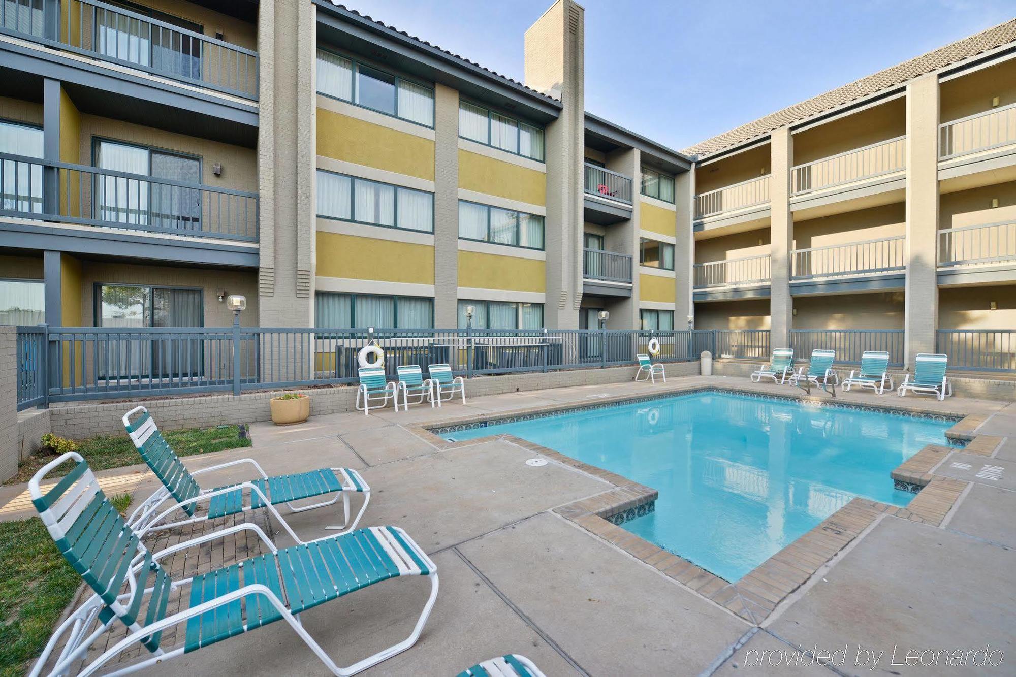 Americas Best Value Inn & Suites Extended Stay - Талса Удобства фото
