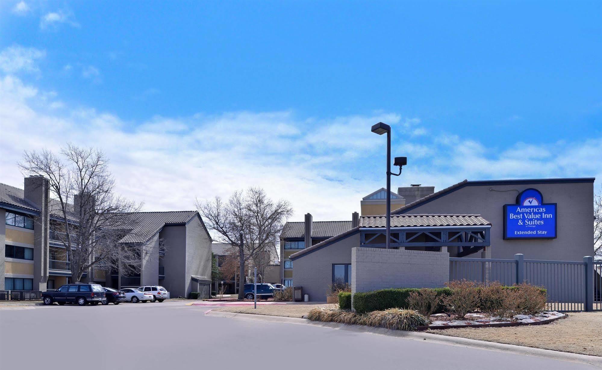Americas Best Value Inn & Suites Extended Stay - Талса Экстерьер фото